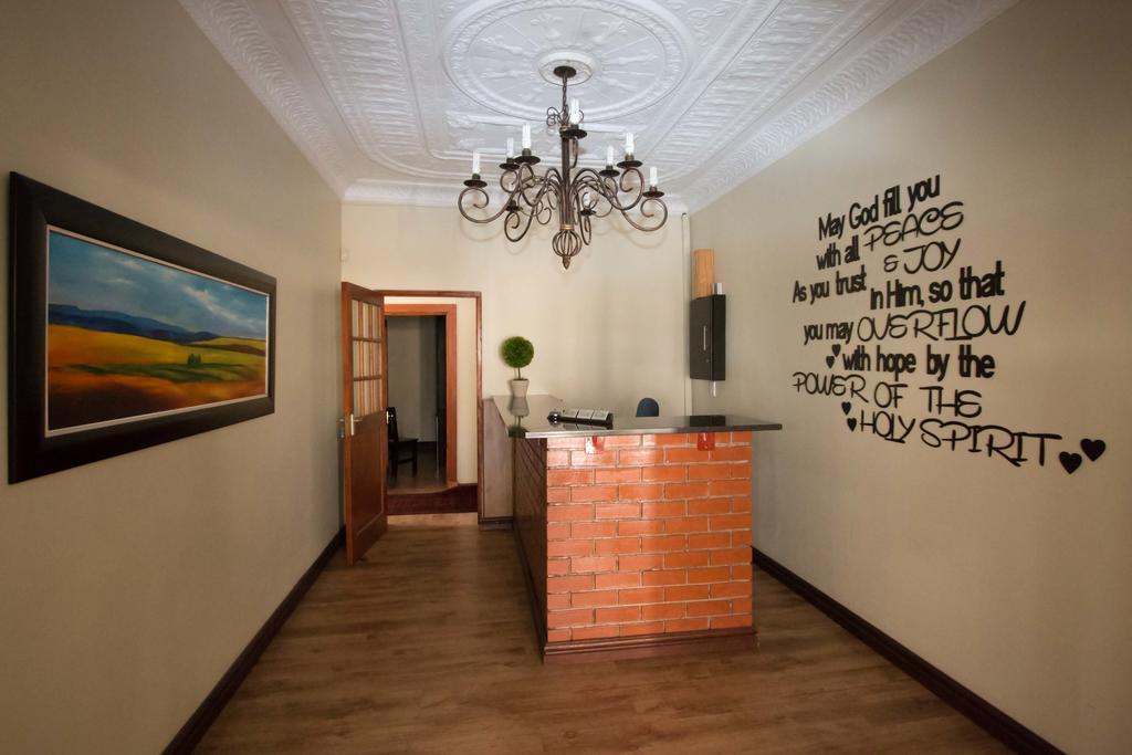 The Nightingale Guesthouse Блумфонтейн Экстерьер фото