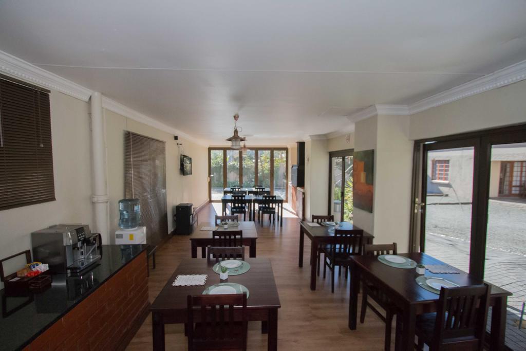 The Nightingale Guesthouse Блумфонтейн Экстерьер фото