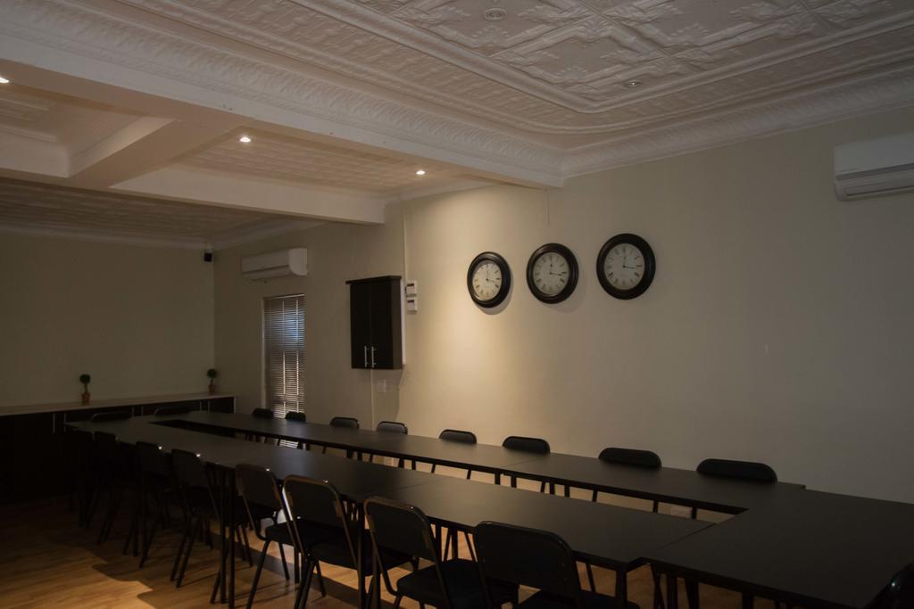 The Nightingale Guesthouse Блумфонтейн Экстерьер фото