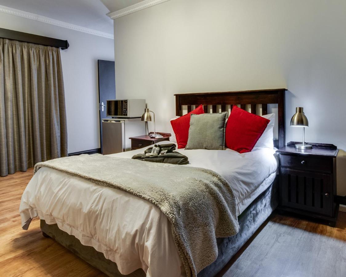The Nightingale Guesthouse Блумфонтейн Экстерьер фото