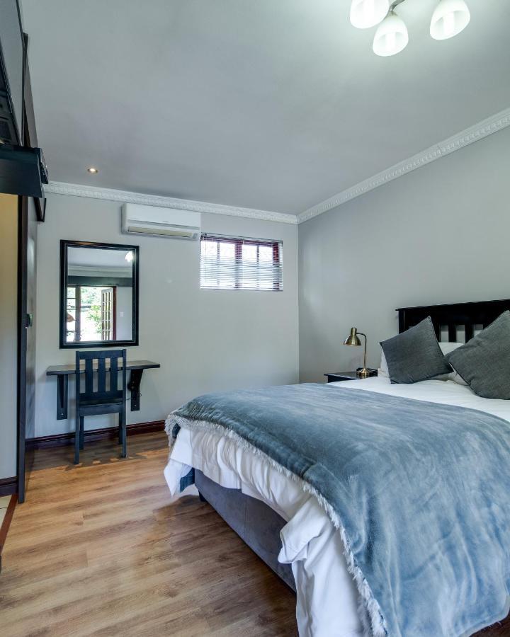 The Nightingale Guesthouse Блумфонтейн Экстерьер фото