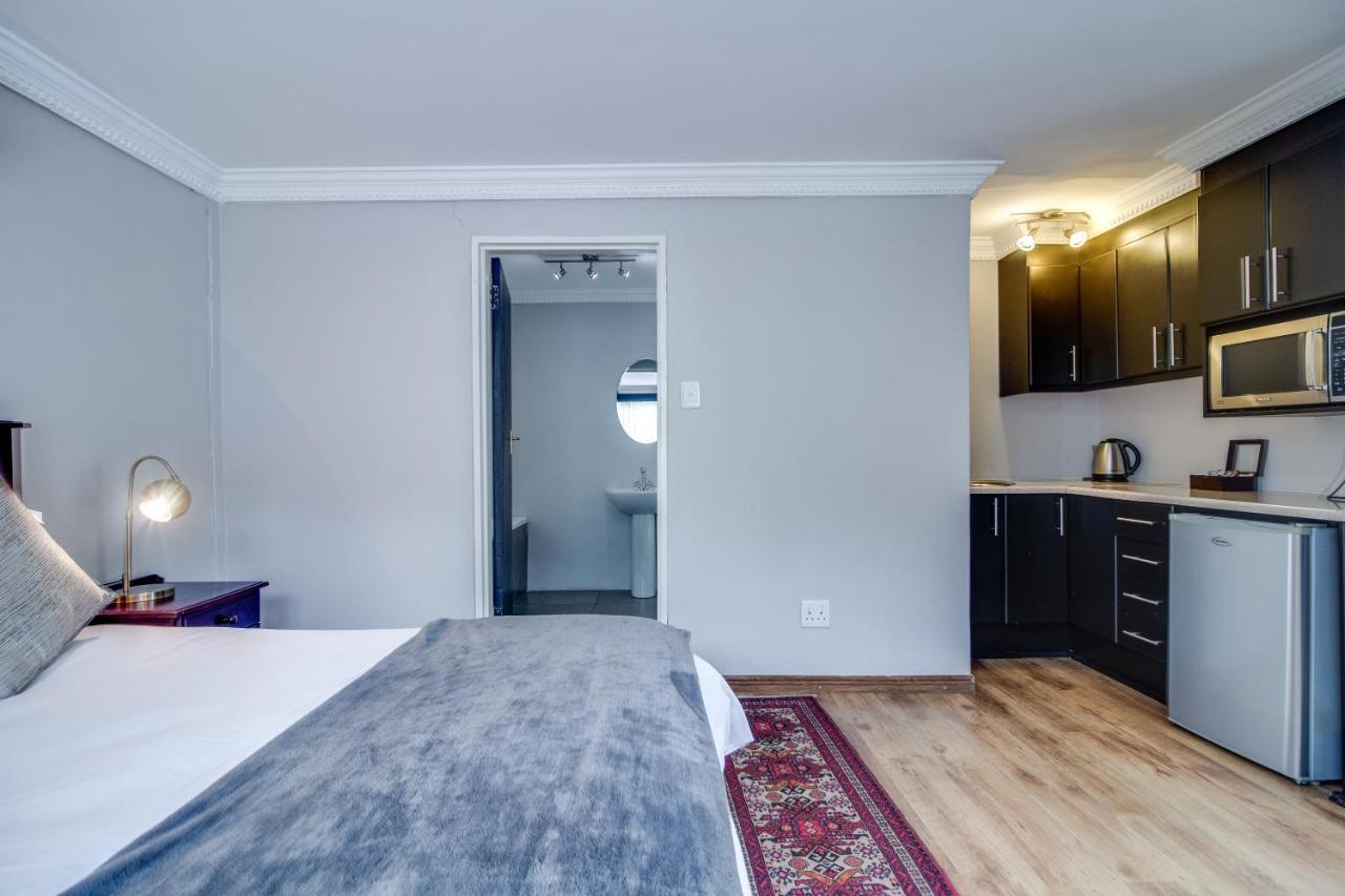 The Nightingale Guesthouse Блумфонтейн Экстерьер фото
