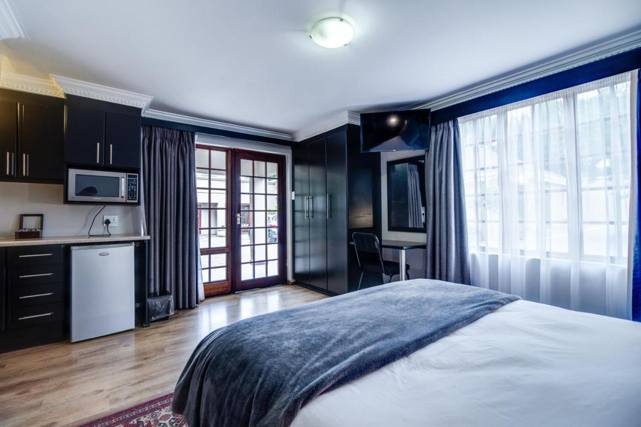 The Nightingale Guesthouse Блумфонтейн Экстерьер фото