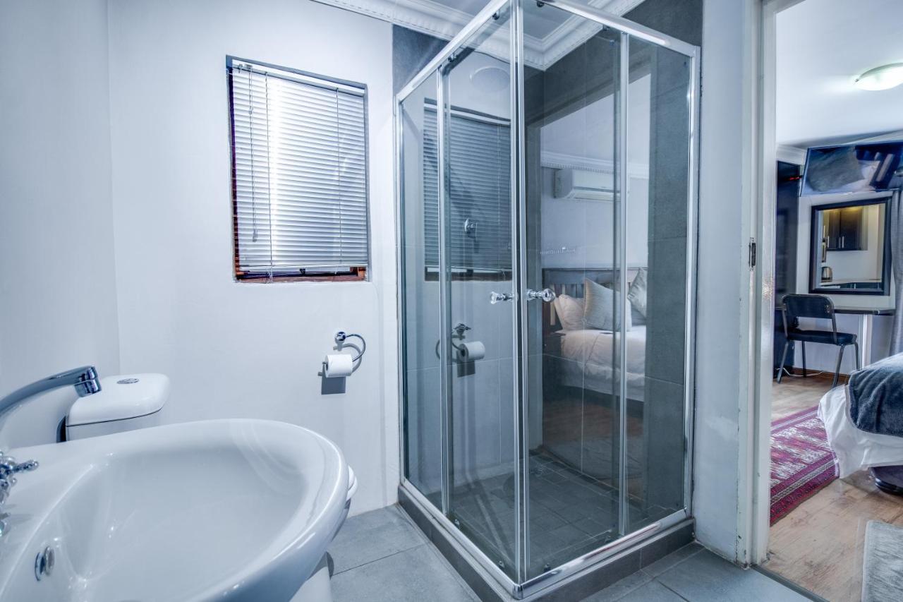 The Nightingale Guesthouse Блумфонтейн Экстерьер фото