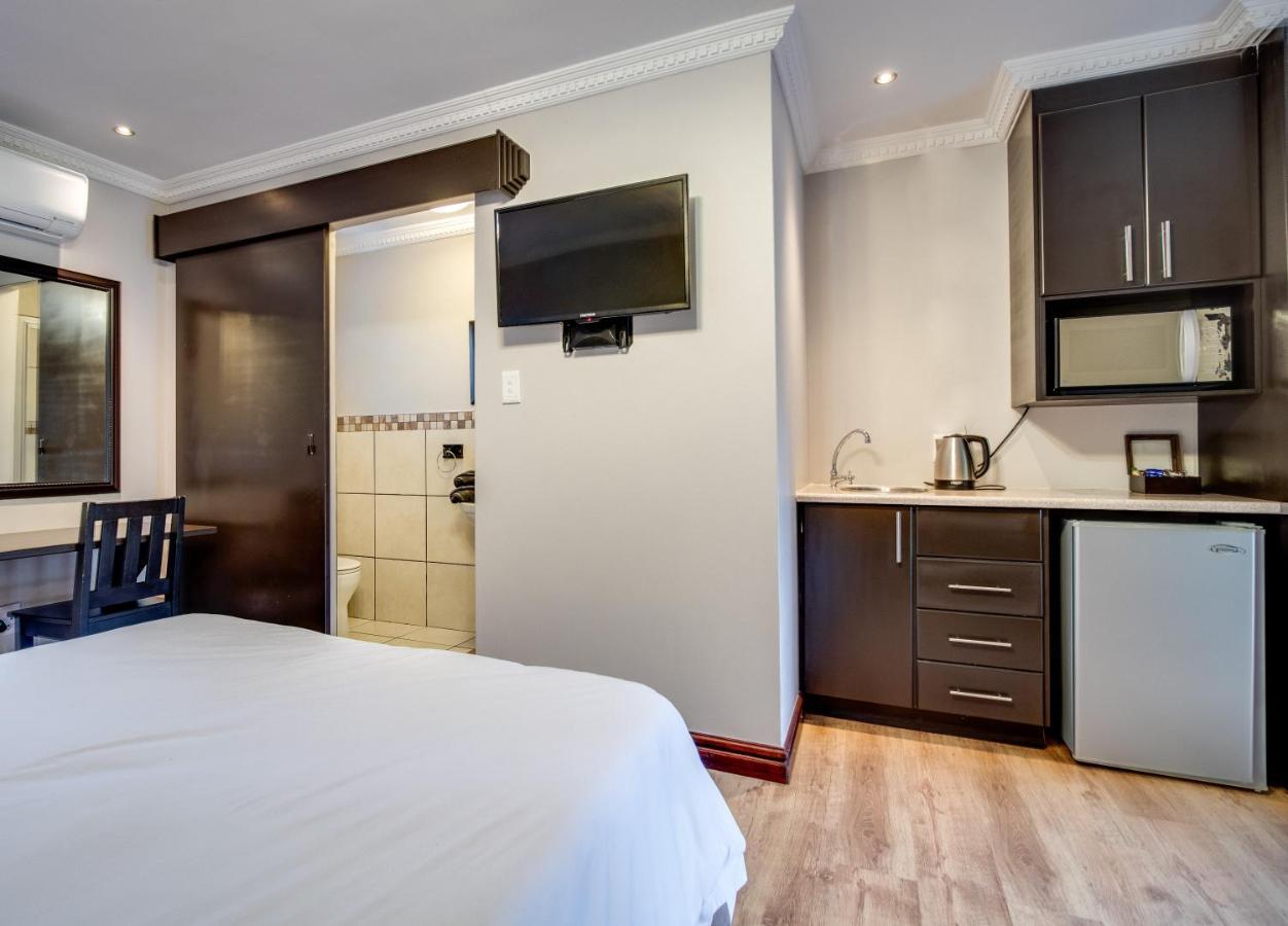 The Nightingale Guesthouse Блумфонтейн Экстерьер фото